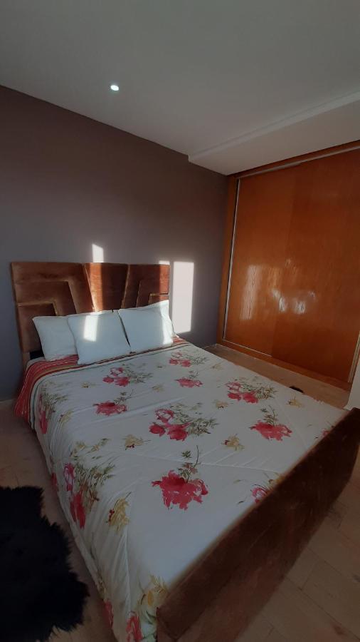 Superbe Appartement En Plein Centre Ville 盖尼特拉 外观 照片